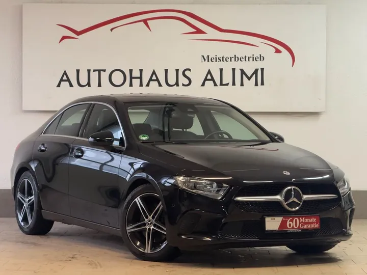 Mercedes-Benz A 220