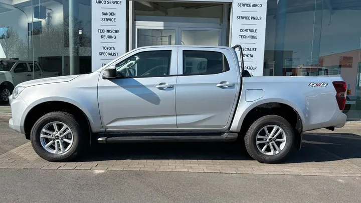 Isuzu D-Max