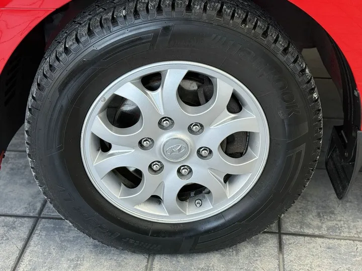 Hyundai H-1