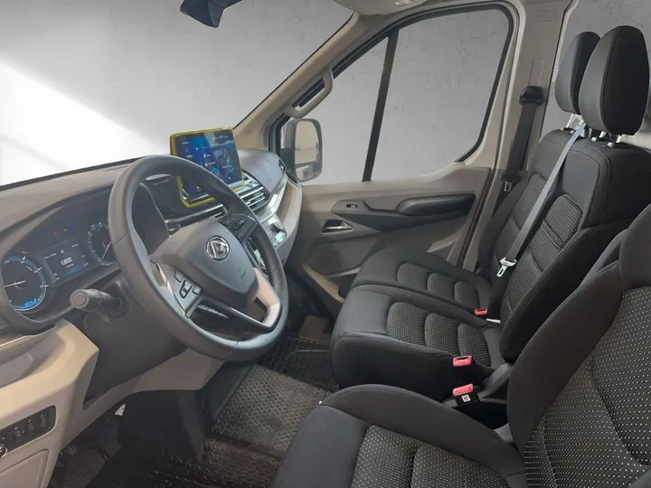 Maxus eDeliver 9