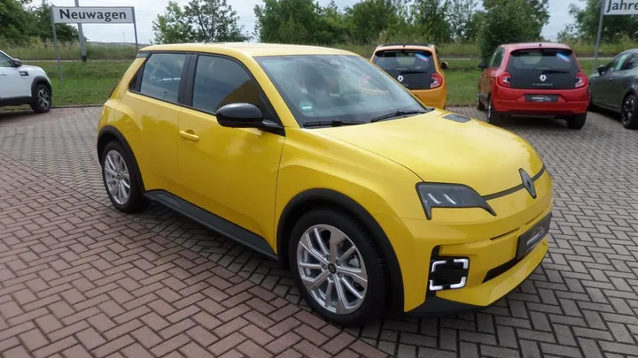 Renault R 5