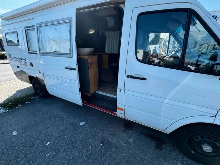 Mercedes-Benz Sprinter