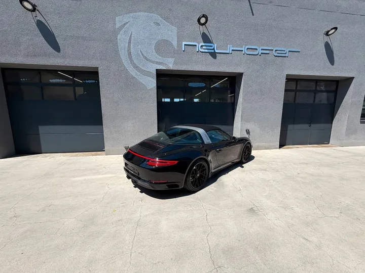 Porsche 991