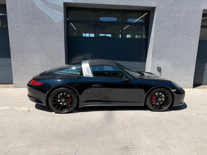 Porsche 991
