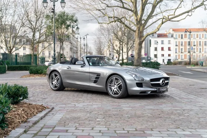 Mercedes-Benz SLS AMG