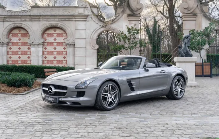 Mercedes-Benz SLS AMG