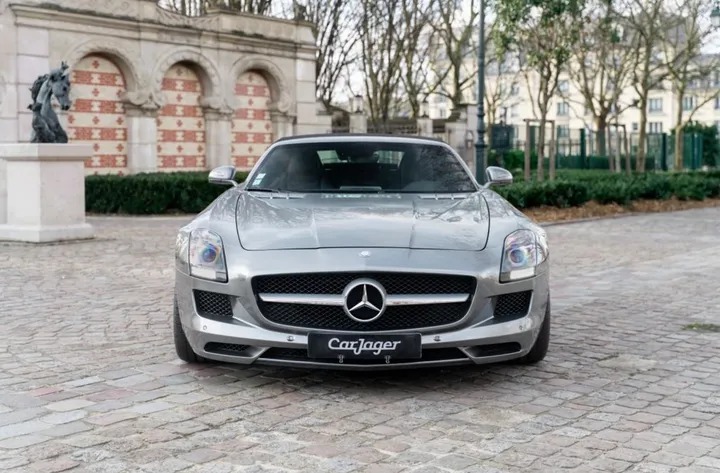 Mercedes-Benz SLS AMG