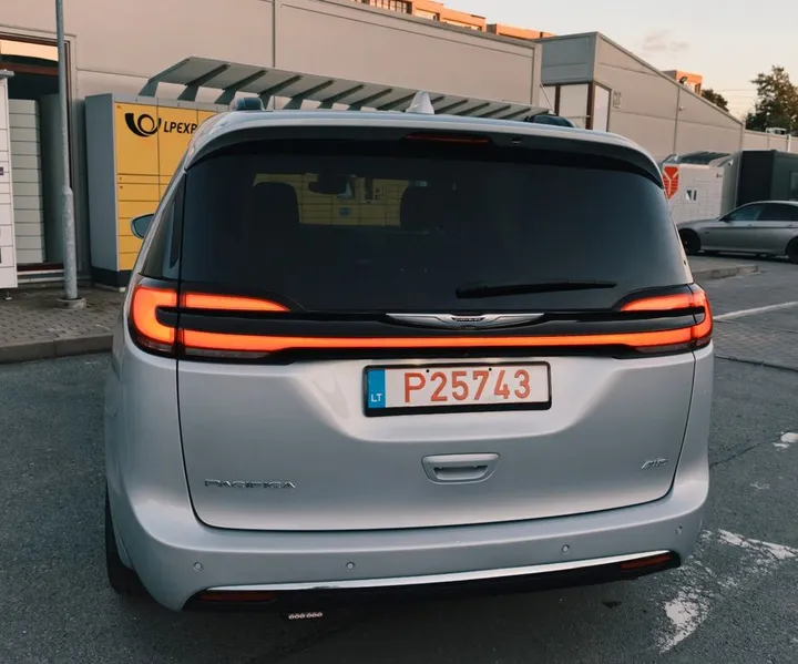 Chrysler Pacifica