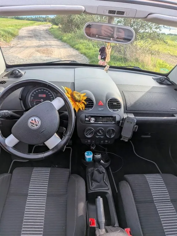 Volkswagen New Beetle