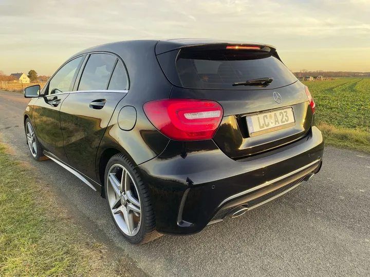Mercedes-Benz A 220