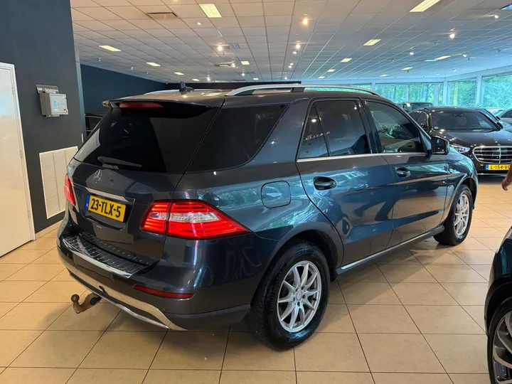 Mercedes-Benz ML 350
