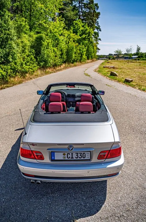 BMW 330