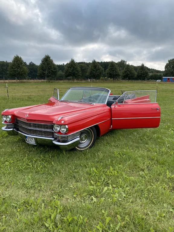 Cadillac Deville