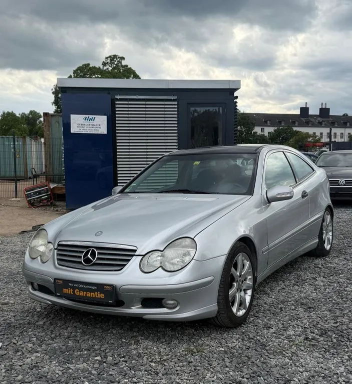 Mercedes-Benz 200