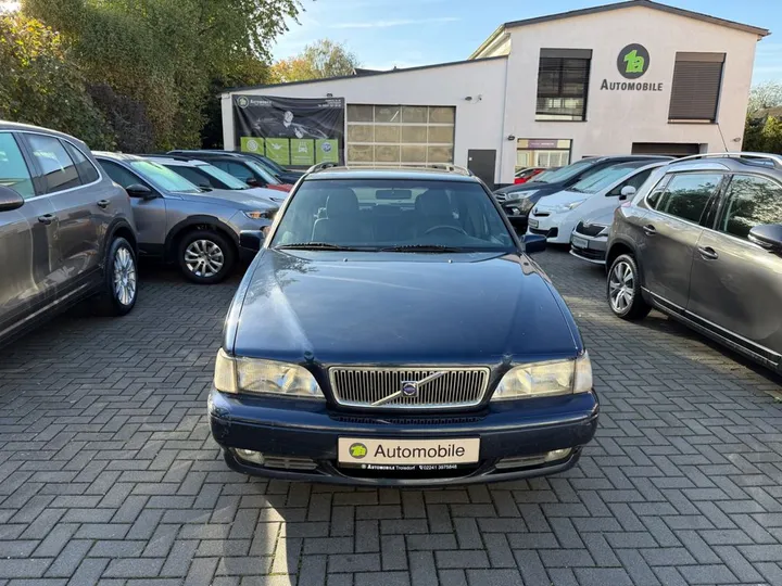 Volvo V70