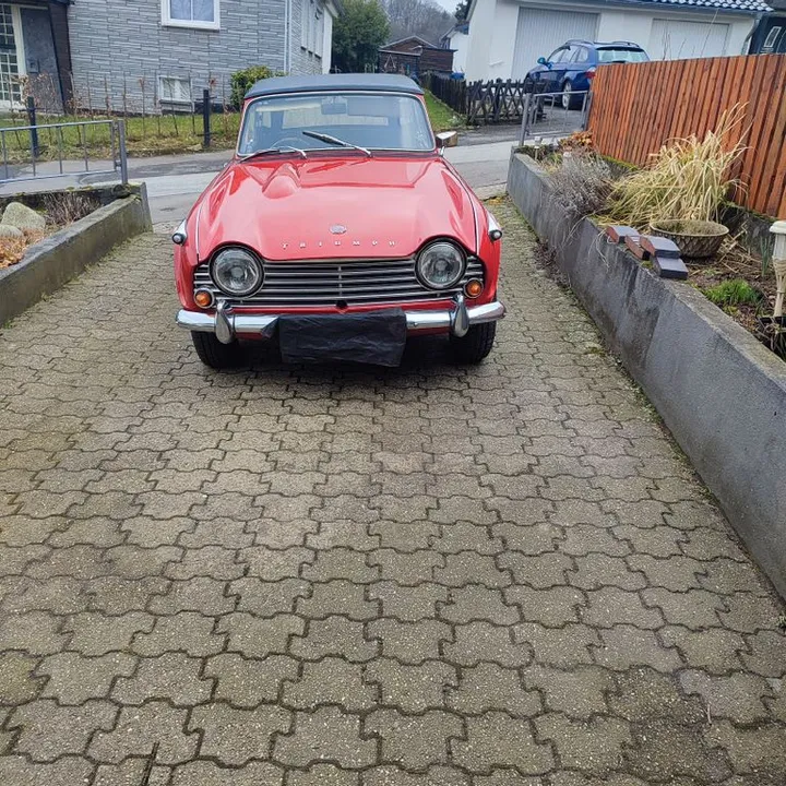 Triumph TR4