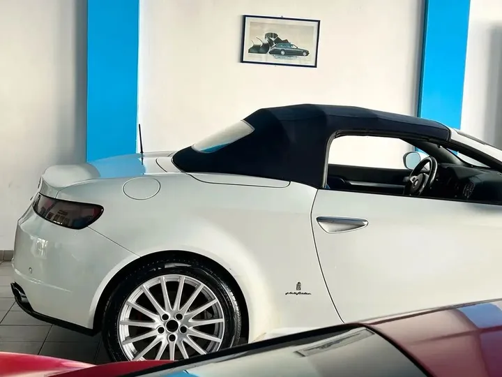 Alfa Romeo Spider