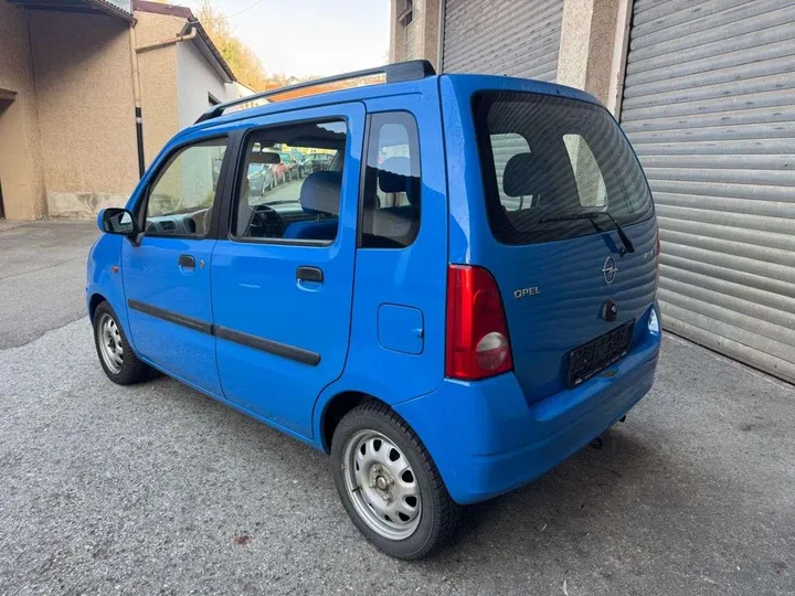 Opel Agila
