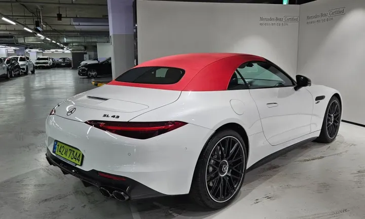 Mercedes-Benz SL-Class