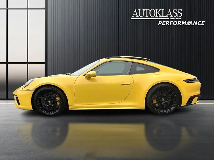 Porsche 992