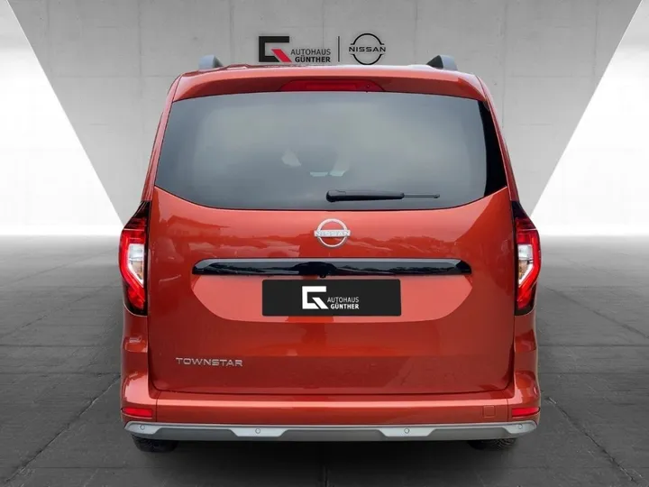 Nissan Townstar