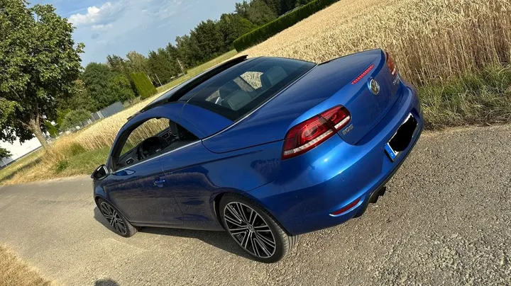Volkswagen Eos