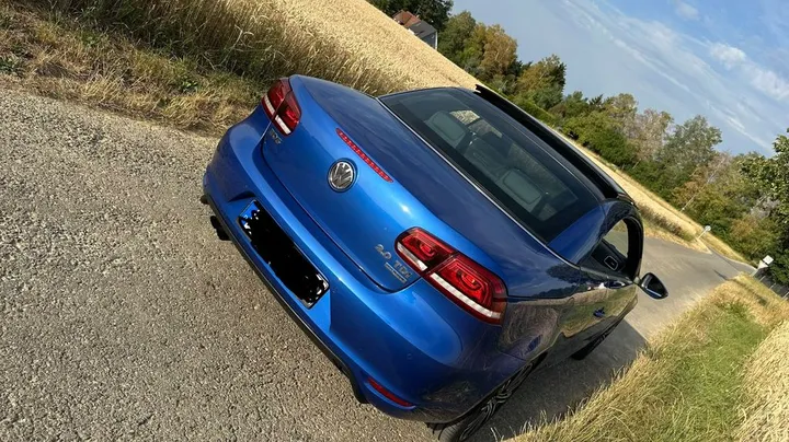Volkswagen Eos