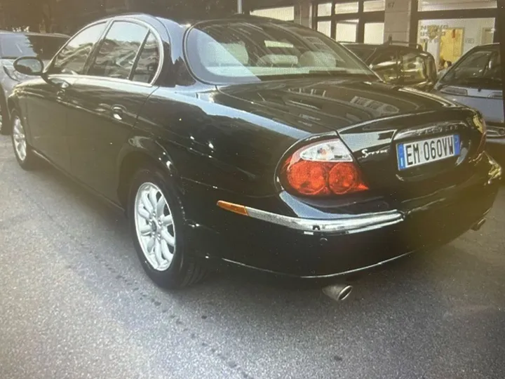 Jaguar S-Type