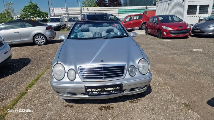 Mercedes-Benz CLK 200