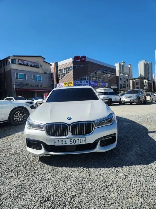 BMW 7-Series