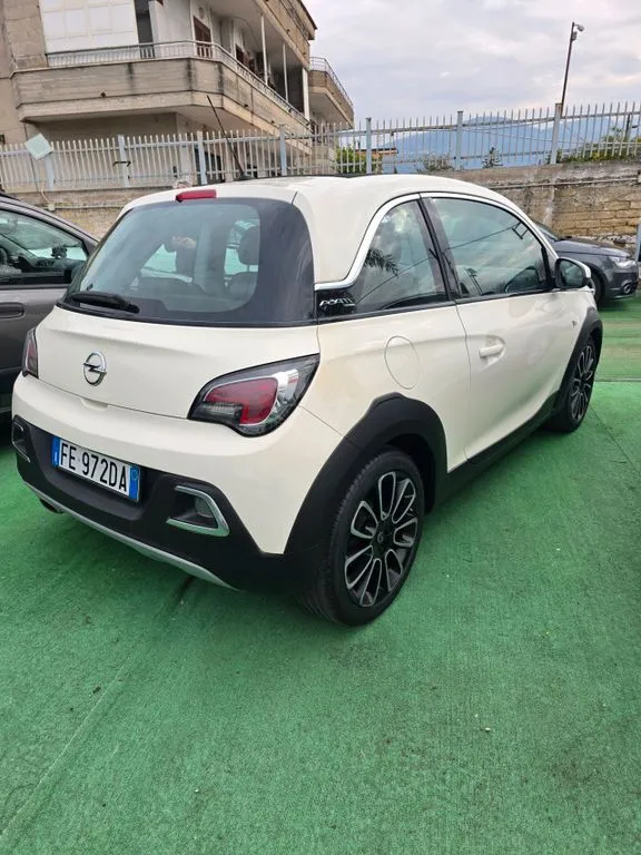 Opel Adam