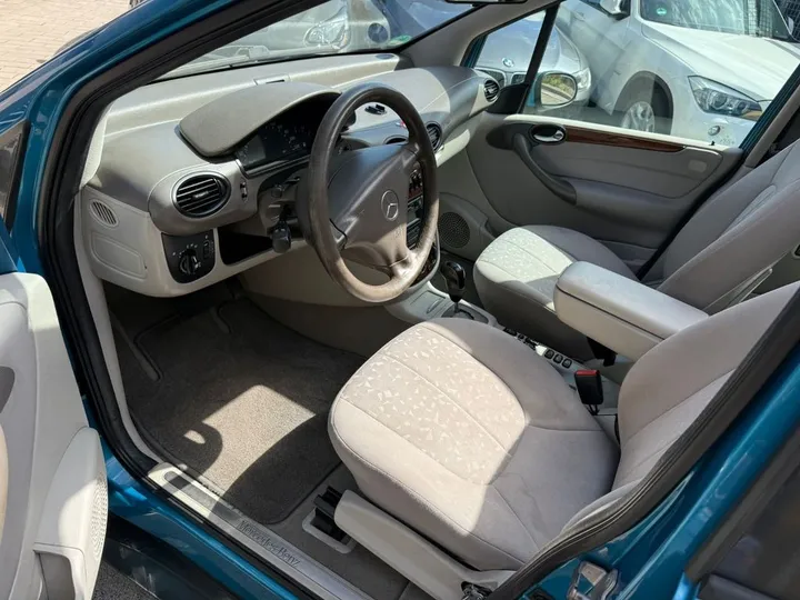 Mercedes-Benz A 160