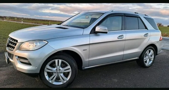 Mercedes-Benz ML 350