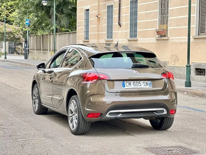 DS Automobiles DS4