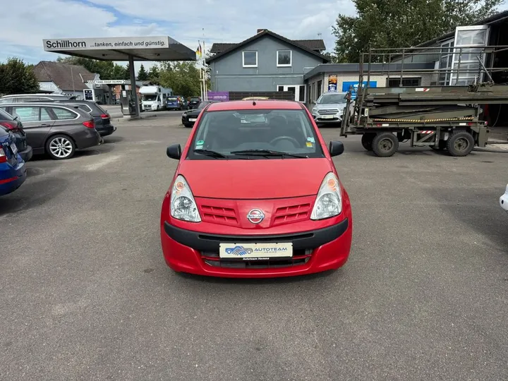 Nissan Pixo