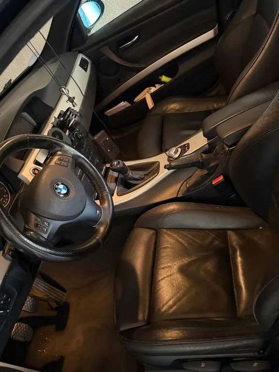 BMW 325