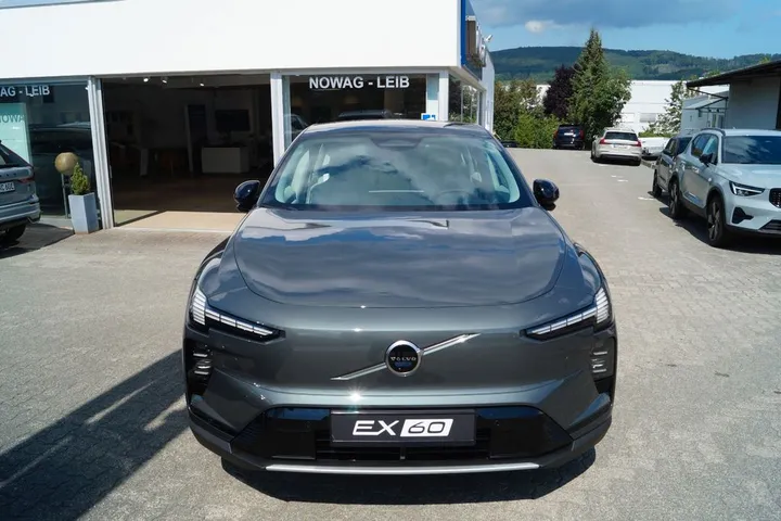 Volvo EX60