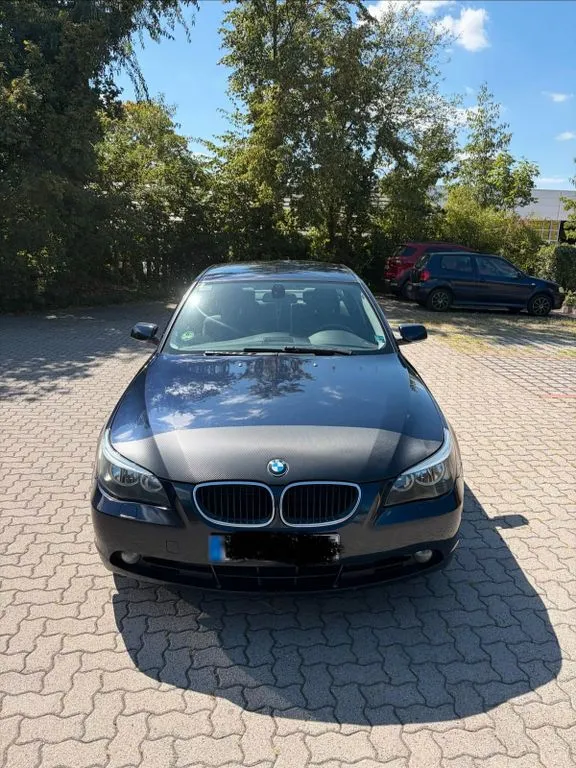 BMW 525
