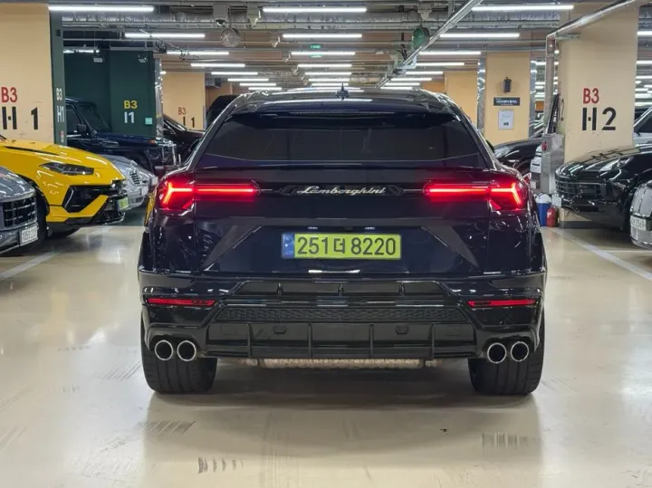 Lamborghini Urus