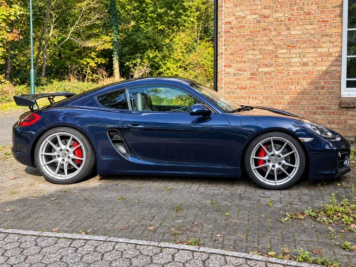 Porsche Cayman