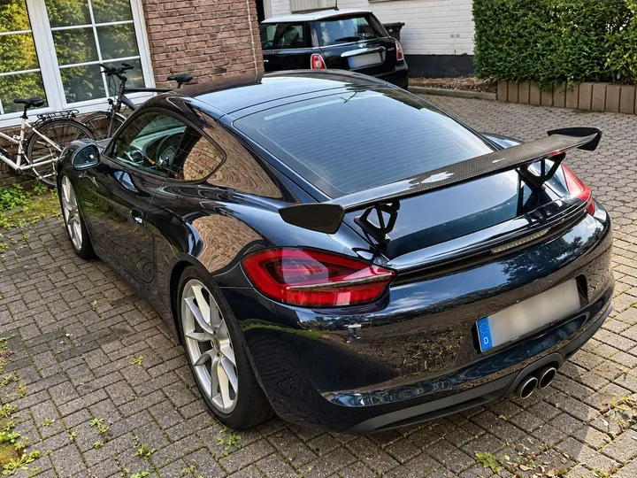 Porsche Cayman