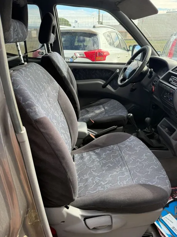 Nissan Terrano