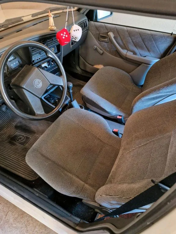 Opel Ascona