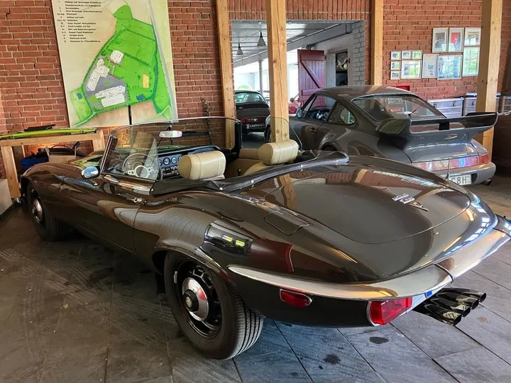Jaguar E-Type