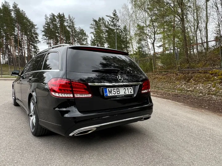 Mercedes-Benz E 500