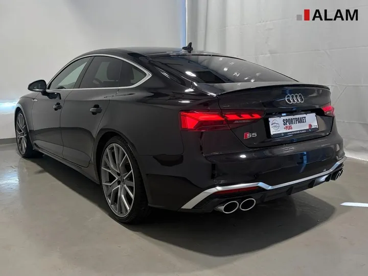 Audi S5