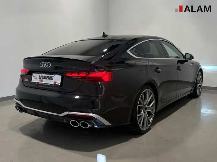 Audi S5