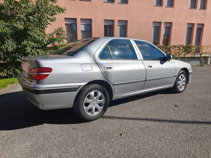 Peugeot 406