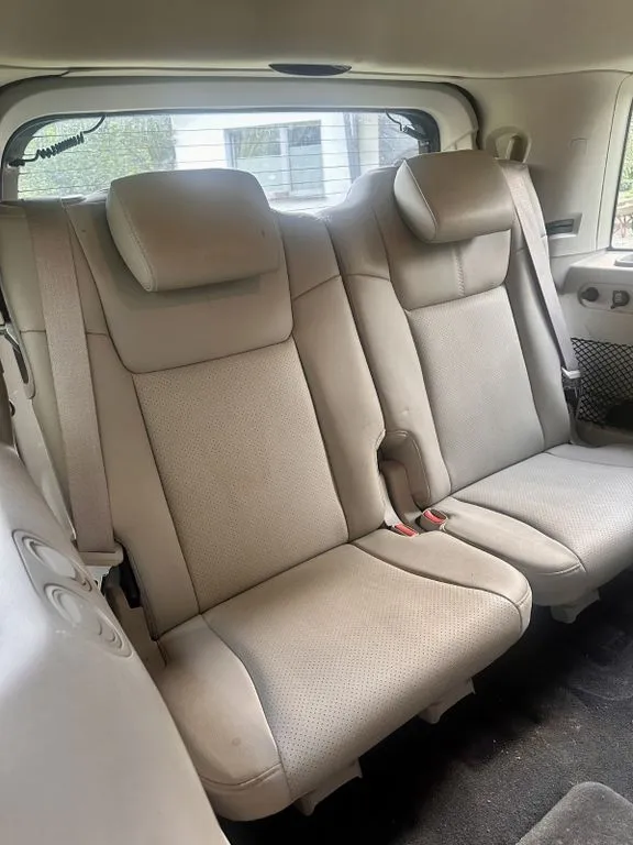 Jeep Commander