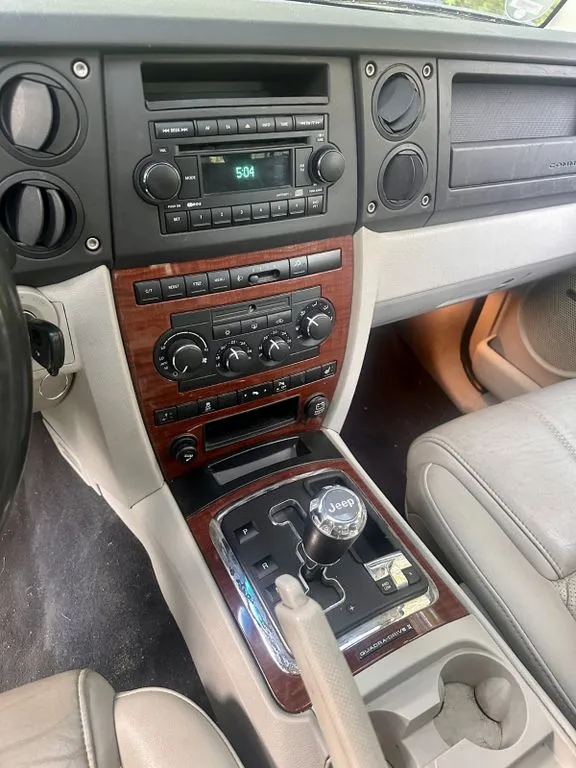 Jeep Commander
